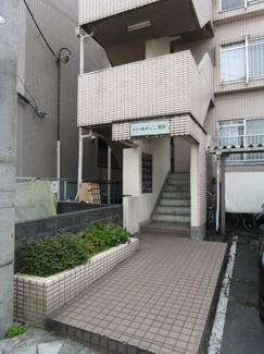 【エントランス】