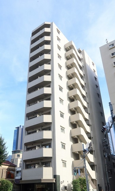 HF西新宿レジデンスEASTの外観