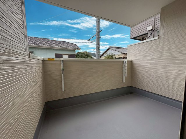 静岡市葵区羽鳥５丁目　新築戸建　全２棟　１号棟のバルコニー