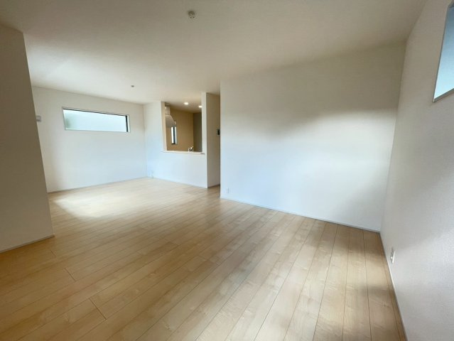 静岡市葵区羽鳥５丁目　新築戸建　全２棟　2号棟の居間・リビング