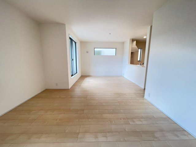 静岡市葵区羽鳥５丁目　新築戸建　全２棟　2号棟の居間・リビング