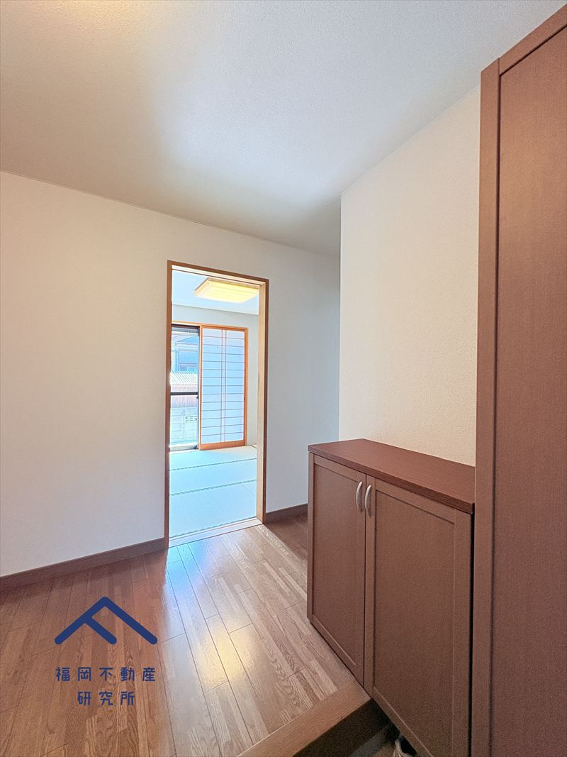 春日市紅葉ヶ丘西７丁目　戸建ての玄関