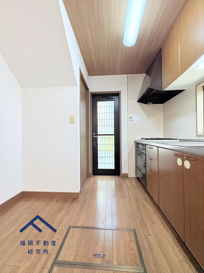 春日市紅葉ヶ丘西７丁目　戸建ての玄関