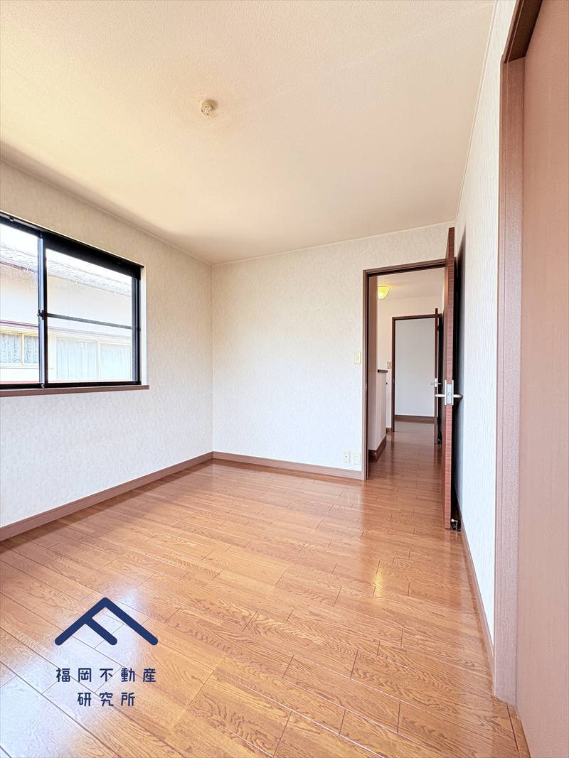 春日市紅葉ヶ丘西７丁目　戸建ての洋室