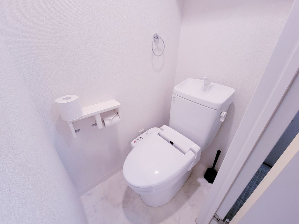 マリオン駒場の内装|明るい室内です