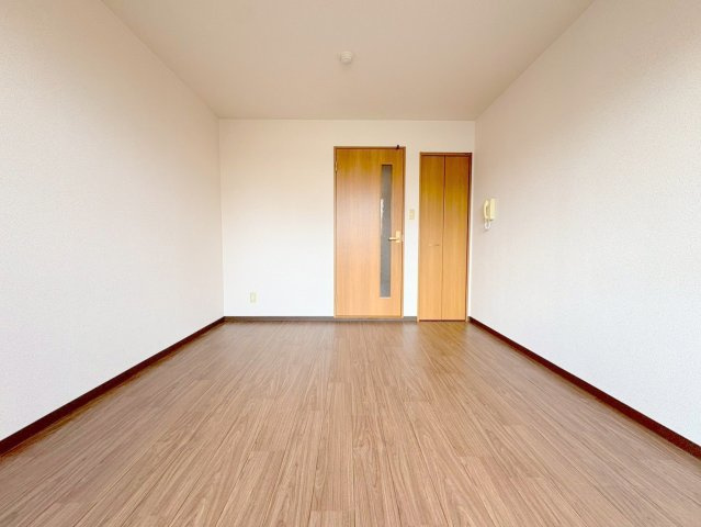 ジョイモアーの内装|内装は落ち着いています