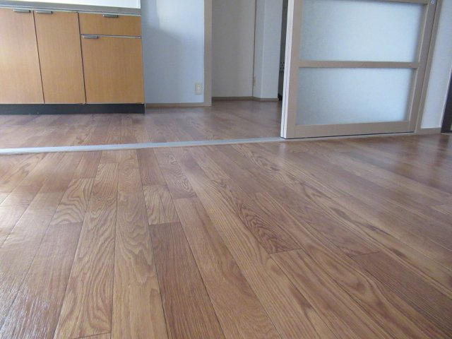 兵庫県公社　姫路青山６号棟の内装|内装もきれいです