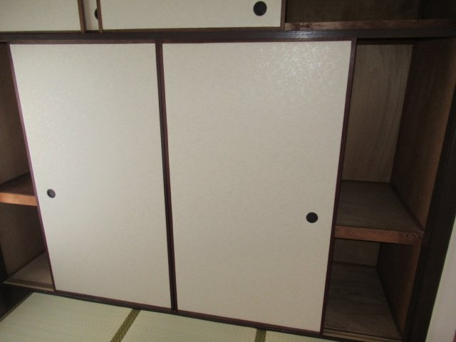 兵庫県公社　姫路青山６号棟の和室|きれいな和室です