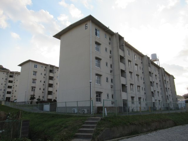 兵庫県公社　姫路青山６号棟の外観|建物外観を気になさる方へ、見た目の良い物件です