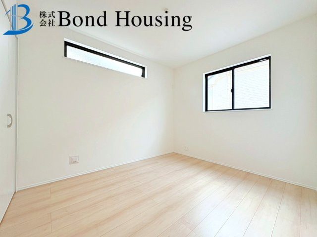 西江井島駅まで徒歩4分　中尾全2棟　A号棟の洋室