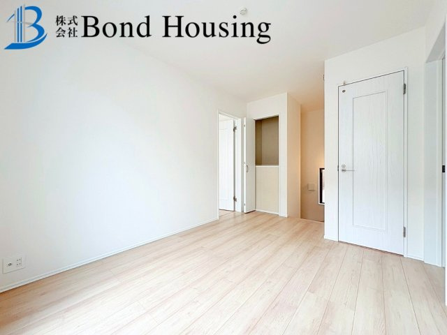 西江井島駅まで徒歩4分　中尾全2棟　A号棟の洋室