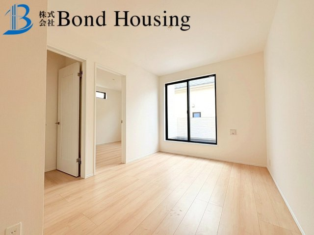 西江井島駅まで徒歩4分　中尾全2棟　A号棟の洋室