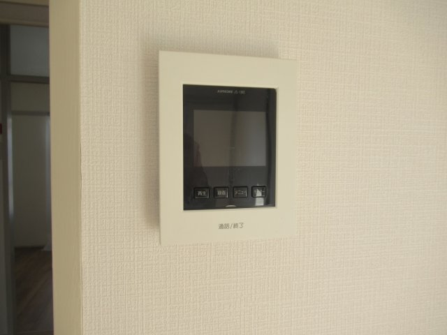 兵庫県公社　姫路市川１号棟のセキュリティ|モニター付きインターホンがあるので急な来客でも安心です