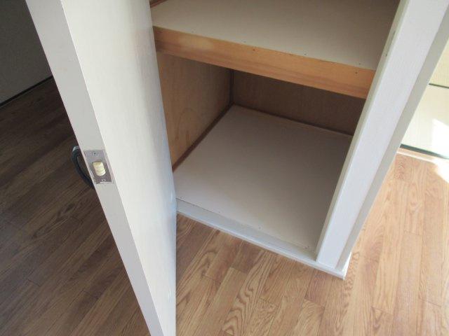 兵庫県公社　姫路市川１号棟の収納|たっぷりとした収納スペースです