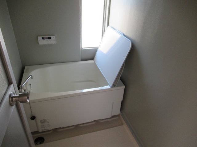 兵庫県公社　姫路市川１号棟の浴室|お風呂で日々の疲れを落としましょう