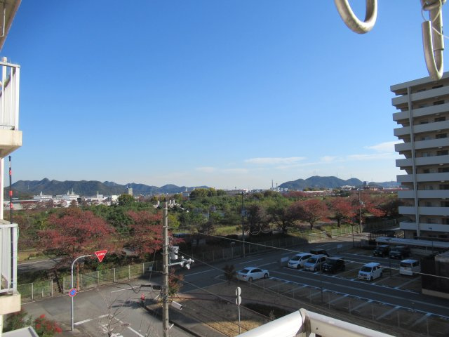 兵庫県公社　姫路市川１号棟の展望