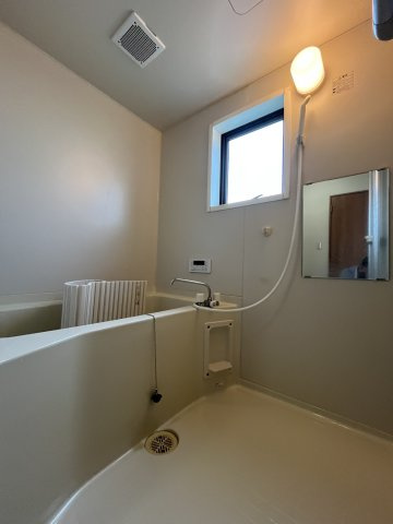 【浴室】 | 七日町ハイツ | 日々の疲れを癒すお風呂付です