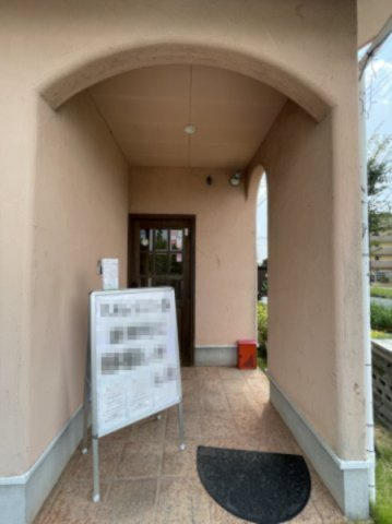 大平台2丁目店舗のエントランス