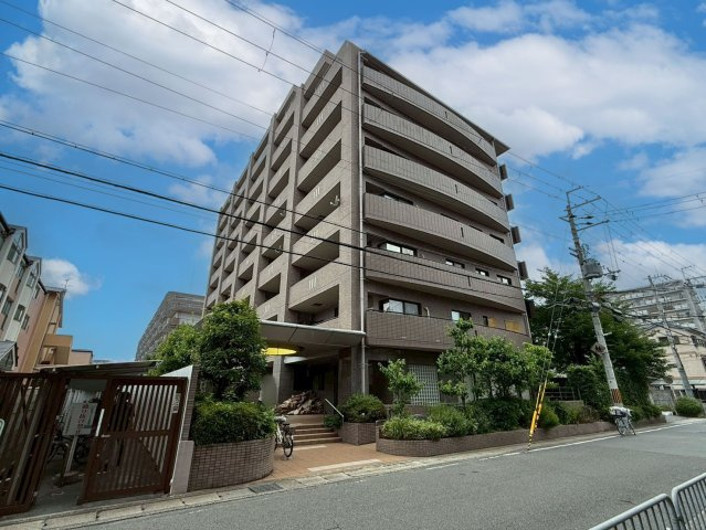 ディアステージ四条葛野大路の外観|閑静な住宅地です。徒歩圏内に大きな公園もあり、たっぷり遊べる環境です☆