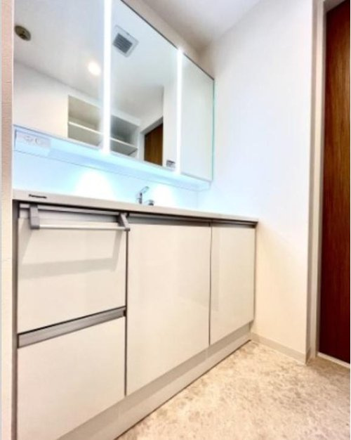 ディアステージ四条葛野大路のキッチン|ご購入までの流れ、住宅ローンのこと、保険のこと、ひとりひとりのお客様のライフプランに合ったご提案をいたします!