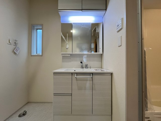 【独立洗面台】 | 深谷市東方　ブルーミングガーデン　新築戸建　全１棟　１号棟