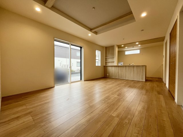 【居間・リビング】 | 深谷市東方　ブルーミングガーデン　新築戸建　全１棟　１号棟