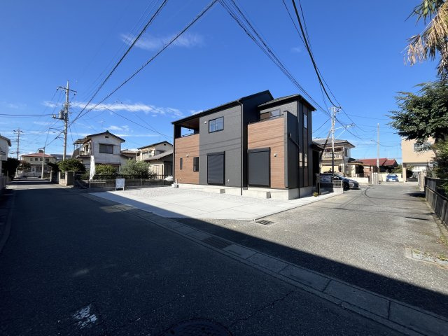 【前面道路含む現地写真】 | 深谷市東方　ブルーミングガーデン　新築戸建　全１棟　１号棟 | 10/27撮影