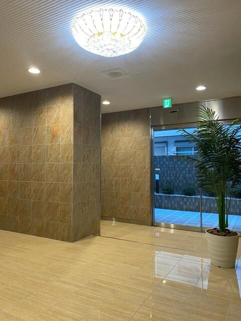 ベラルーサ１１番館のロビー