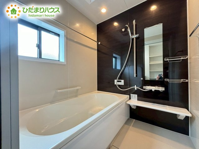 深谷市原郷　第5期　未入 居住宅　ワイウッドコート　02の浴室