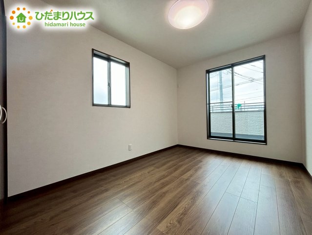 深谷市原郷　第5期　未入 居住宅　ワイウッドコート　02の洋室