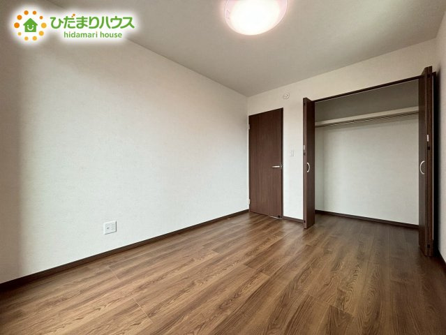 深谷市原郷　第5期　未入 居住宅　ワイウッドコート　02の収納