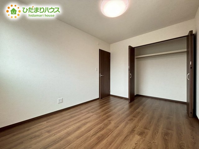 深谷市原郷　第5期　未入 居住宅　ワイウッドコート　02の収納