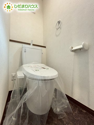 深谷市原郷　第5期　未入 居住宅　ワイウッドコート　02のトイレ