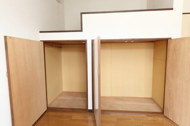 センチュリーハウス津志田Bの収納