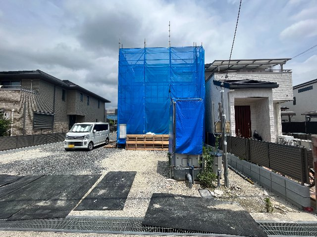 茨木市宿川原町　新築戸建の外観