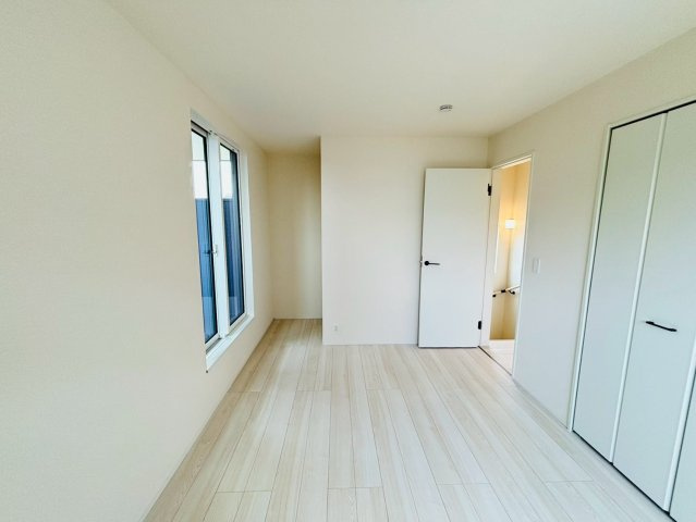 リナージュ／東区尾ノ上３丁目24-1期／１号棟の洋室