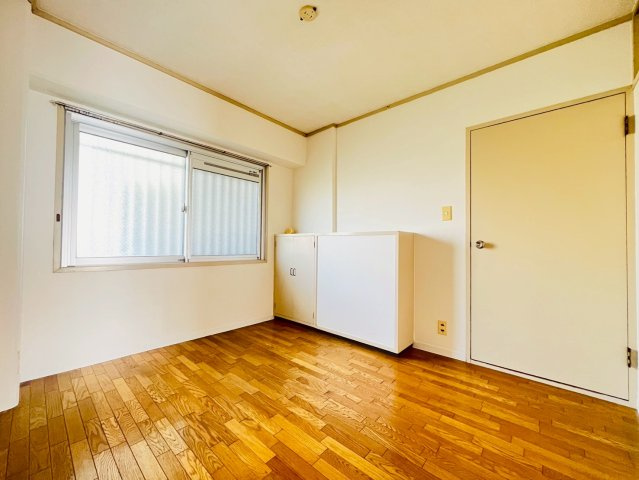 上高丸コーポラスの内装