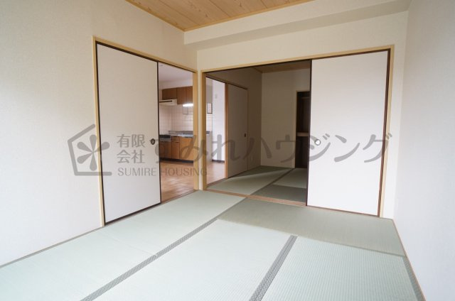 グリーンコート宝塚の和室