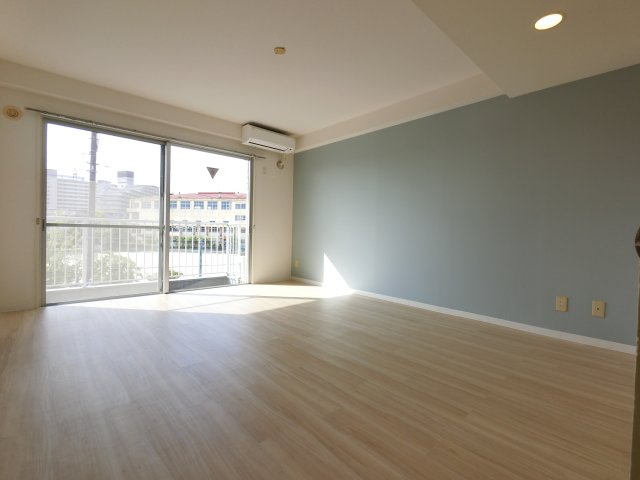 サンシティ南行徳Ⅲ の居間・リビング