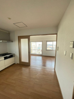 坂上コーポラスの居間・リビング