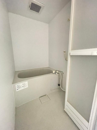 坂上コーポラスの浴室