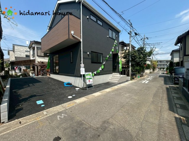 北本市中丸第9　新築戸建　クレイドルガーデン01の前面道路含む現地写真