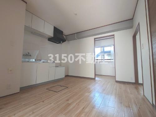 藤栄ビルの居間・リビング