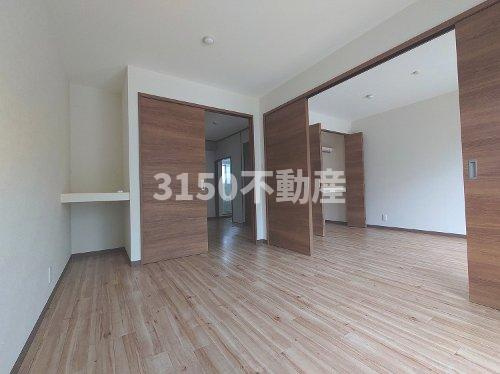 藤栄ビルの居間・リビング