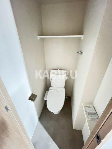 プレサンス深江橋ラヴィゲートのトイレ|別フロアの写真のためカラーが異なります