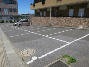 【駐車場】
