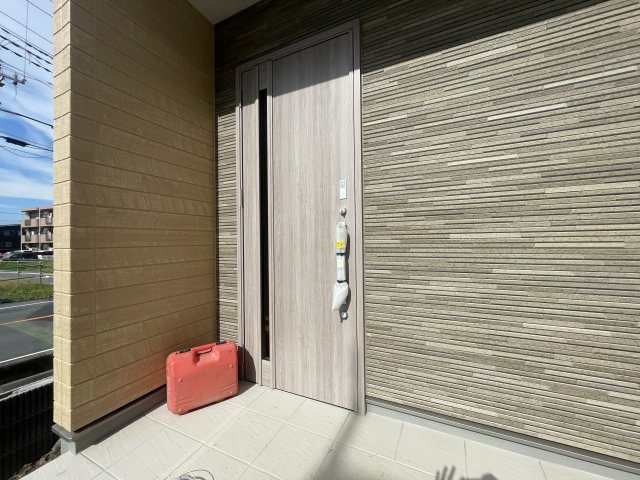 【玄関】 | 深谷市萱場第１０期　ワイウッドコート　新築戸建　全6区画　１号棟