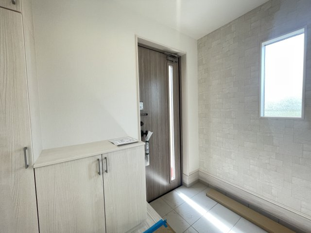 【玄関】 | 深谷市萱場第１０期　ワイウッドコート　新築戸建　全6区画　１号棟