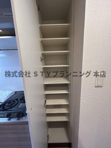 仲介手数料０円！アールズヒルズ社台の収納