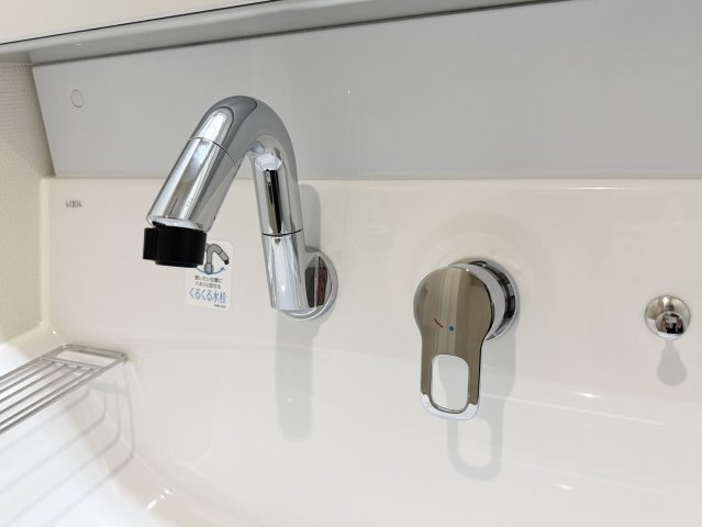 メゾン椿乃 | マイクロバブル浴が楽しめる お風呂付き物件の洗面所|シングルレバーの使い勝手のよい水栓